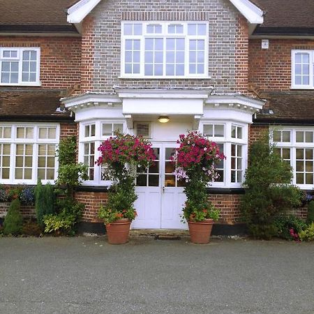 The Royal Standard Guest House Virginia Water Exterior photo